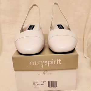 EASY SPIRIT  Anti-Gravity White kid pump with sling strap Size 8.5 W New in Box